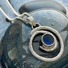 Load image into Gallery viewer, PENDANT . cobalt blue . Surfs Edge