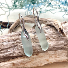 Load image into Gallery viewer, EARRINGS . wave