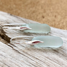 Load image into Gallery viewer, EARRINGS . wave