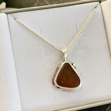 Load image into Gallery viewer, PENDANT . deep rose gray