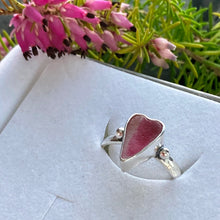 Load image into Gallery viewer, RING . pink