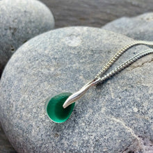 Load image into Gallery viewer, PENDANT . Seaham . green multi