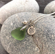 Load image into Gallery viewer, PENDANT . dandelion