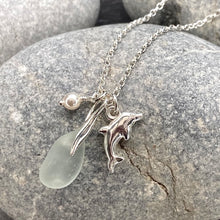 Load image into Gallery viewer, PENDANT . dolphin
