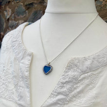 Load image into Gallery viewer, PENDANT . heart . cornflower blue