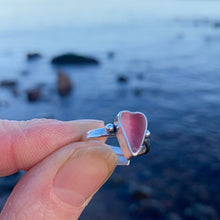 Load image into Gallery viewer, RING . pink