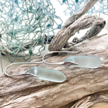 Load image into Gallery viewer, EARRINGS . wave