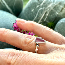 Load image into Gallery viewer, RING . pink