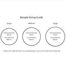 Load image into Gallery viewer, BANGLE . mussel shell