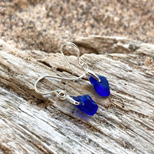 Load image into Gallery viewer, a. EARRINGS . dangles . cobalt blue
