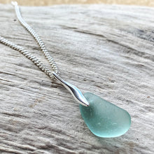 Load image into Gallery viewer, PENDANT . wave . light teal blue
