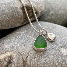Load image into Gallery viewer, PENDANT . sea glass &amp; initial pebble charm
