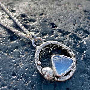 a. PENDANT . sky blue