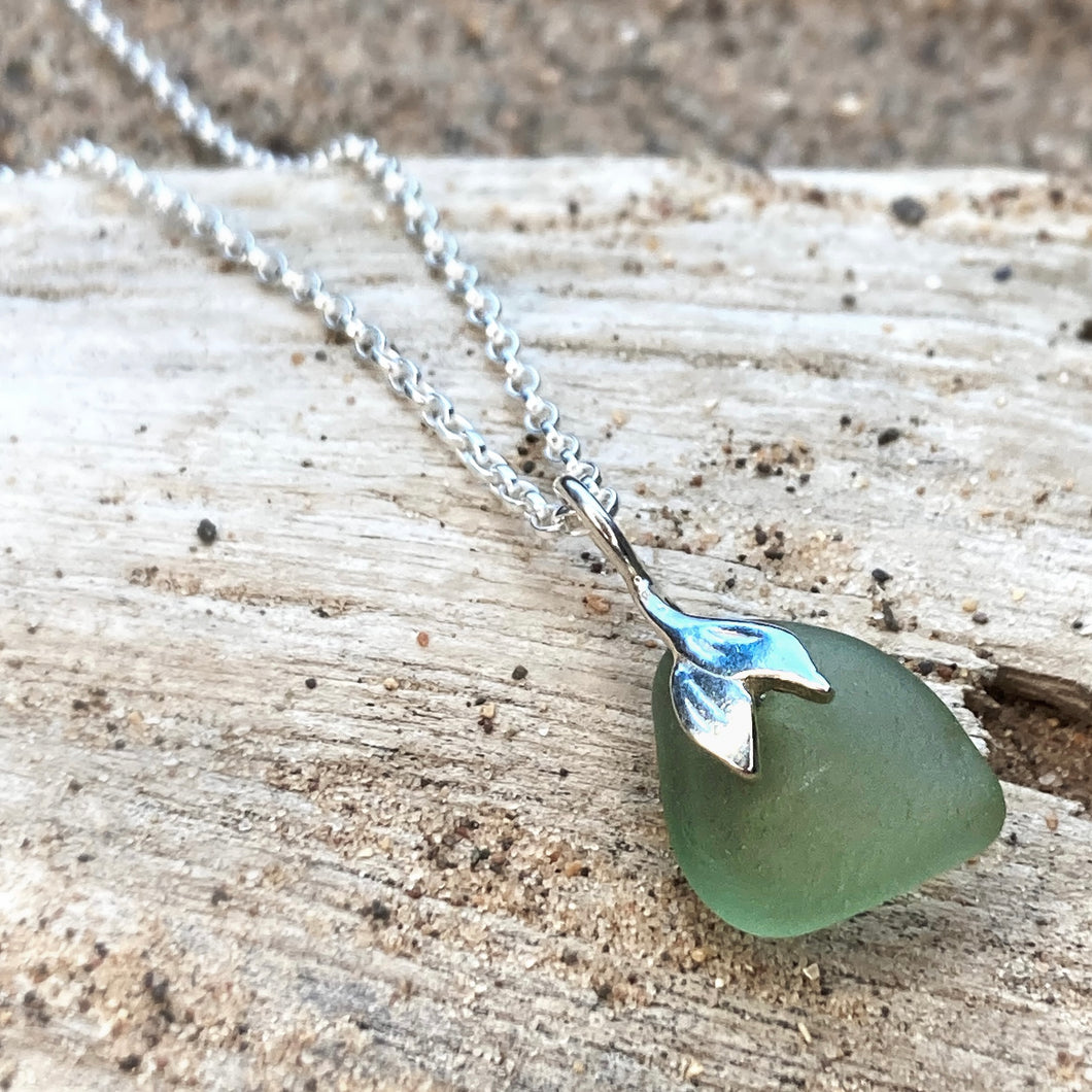 PENDANT . mermaids tail . 1