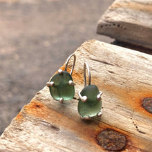 Load image into Gallery viewer, a. EARRINGS . dangles . green blue
