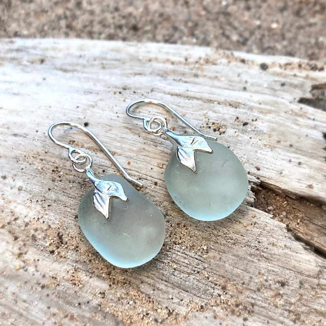 EARRINGS . mermaids tail . 3