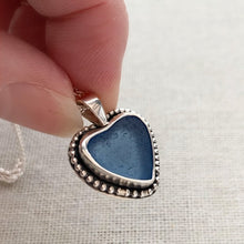 Load image into Gallery viewer, PENDANT . heart . cornflower blue
